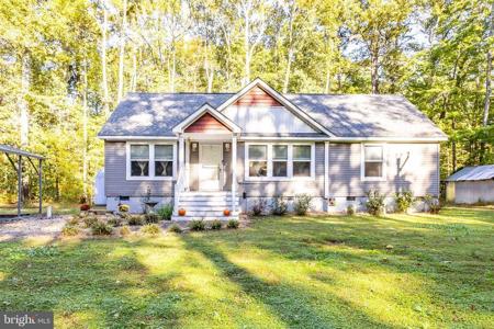 895 LONG POINT ROAD