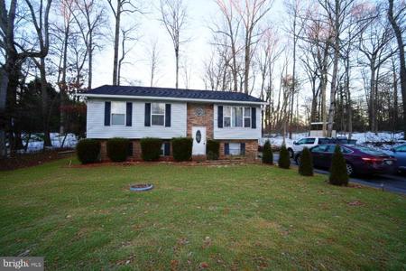 178 THUNDERBIRD DRIVE