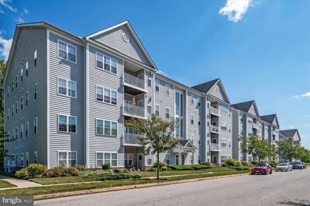 524 HOPKINS LANDING DRIVE