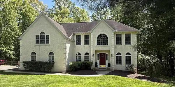42 WILD LAUREL COURT