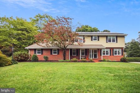 363 PRESWICK WAY