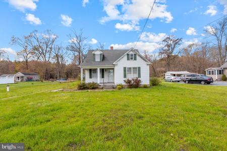 902 HUDSON ROAD