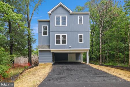 3259 ARUNDEL ON THE BAY ROAD