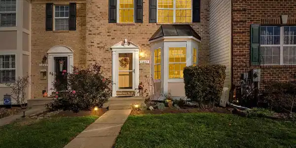 1447 FALCON NEST COURT