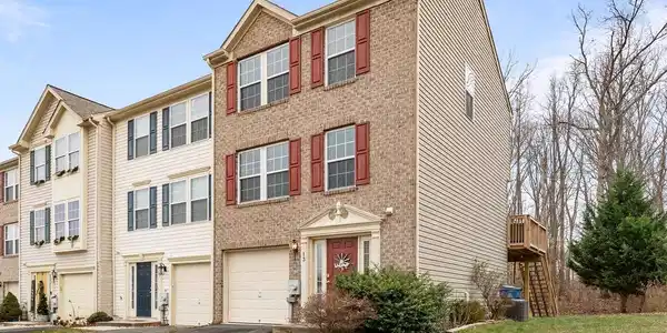 13 MAGNOLIA DRIVE