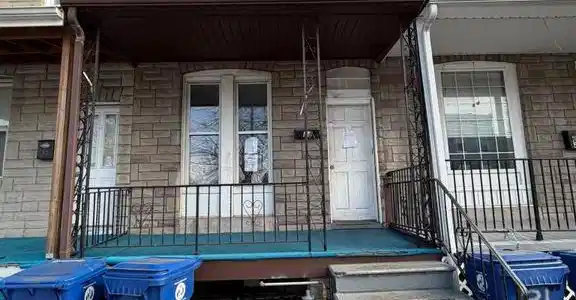 33 KRESSON STREET