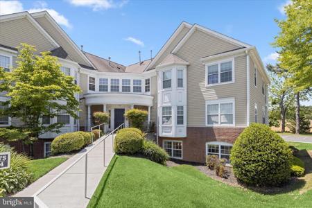 102 BAYLAND DRIVE