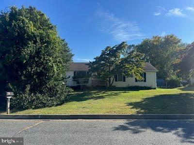 735 MARIAN DRIVE