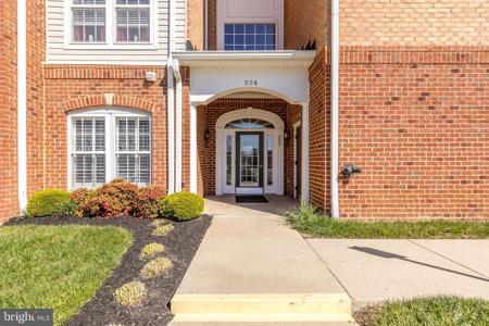 204 SECRETARIAT DRIVE