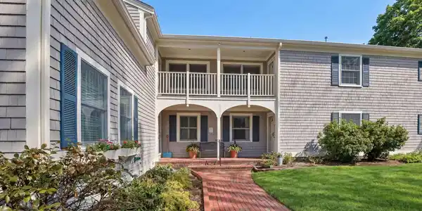 925 Main Street UNIT 3