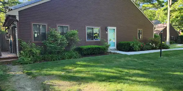 10 Roundhouse Road UNIT 10