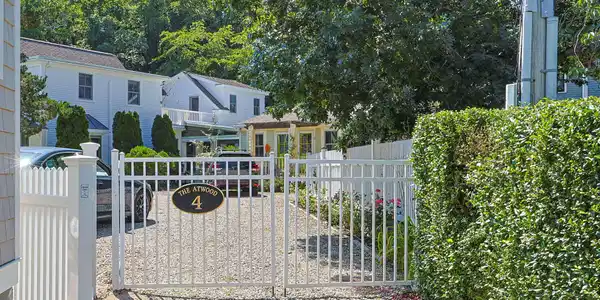 Image 3: 2-web-or-mls-4-atwood-ave