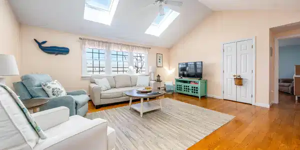 78 Center Street Unit APT 2-14