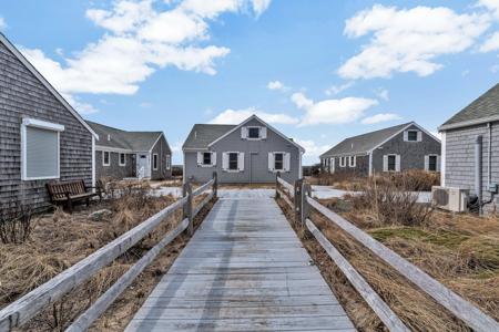 596 Shore Road UNIT 2