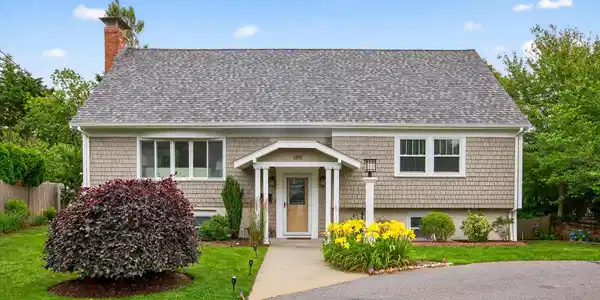 189 Breakwater Shores Drive