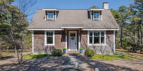 43 South Highland Road