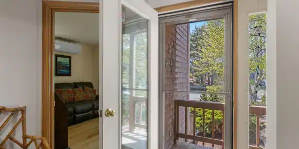 Image 4: 10-web-or-mls-27-blueberry-ave