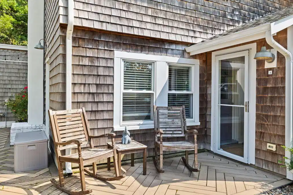 Image 1: 22-web-or-mls-57 Whitman Ave. Final-23