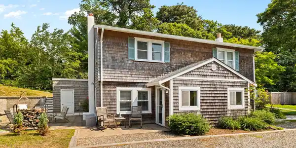 Image 3: 20-web-or-mls-57 Whitman Ave. Final-21