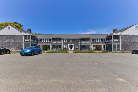 221 Upper County Road UNIT 106
