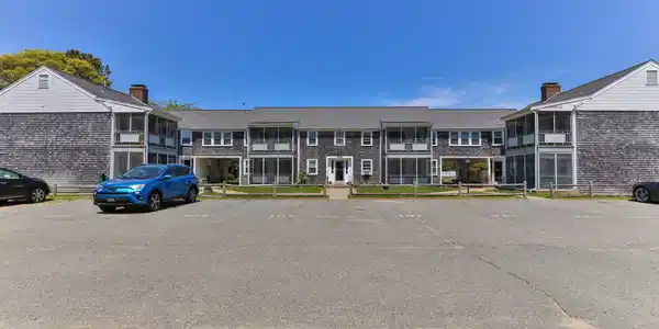 221 Upper County Road UNIT 106