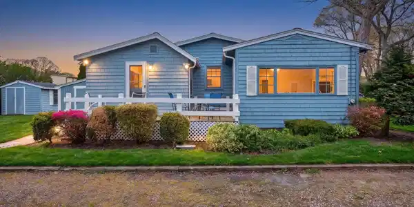 61 Silver Beach Avenue