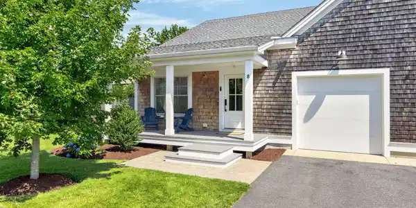 Image 2: Front of House