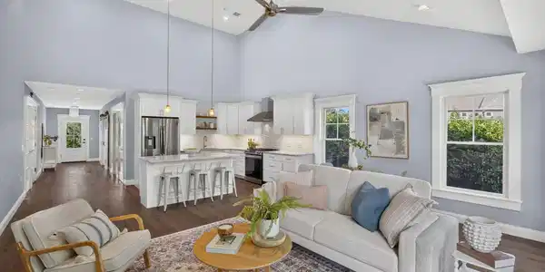 Image 3: Kitchen/Living room vaulted