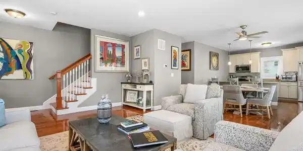 Image 2: Living Room