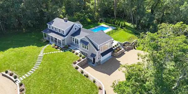 Image 2: 93 drone 20250912182557315639000000-o