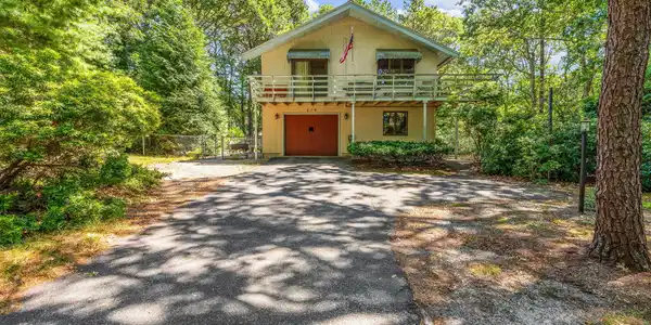 Image 2: 22-web-or-mls-679 Poponessett Rd Hi Res-