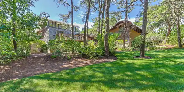Image 2: 31-web-or-mls-195-king-phillip-rd