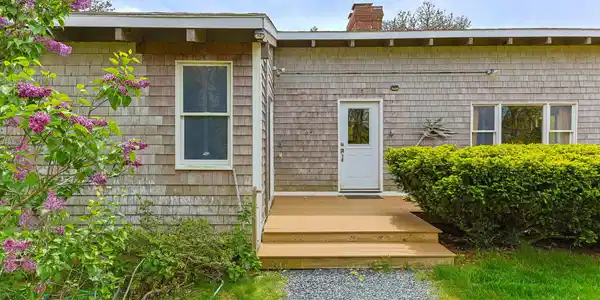 25 Noons Drive