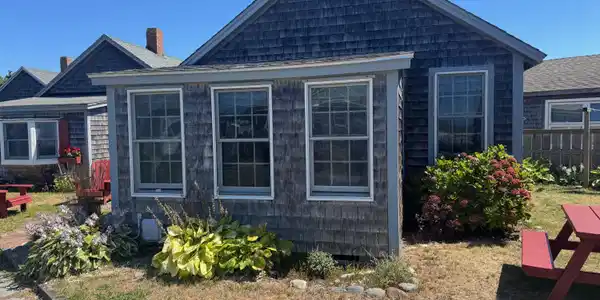 658 Shore Road Unit 8