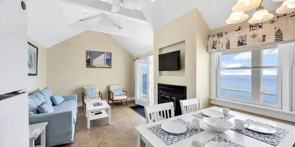 496 Shore Road Unit 16