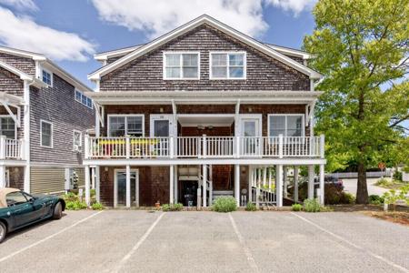 34 Conwell Street UNIT 1