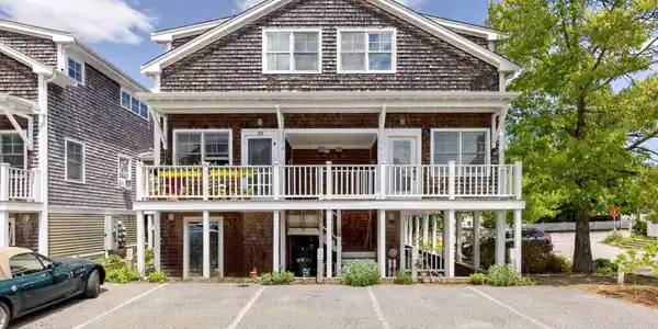 34 Conwell Street UNIT 1