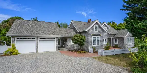25 Pleasant View Drive