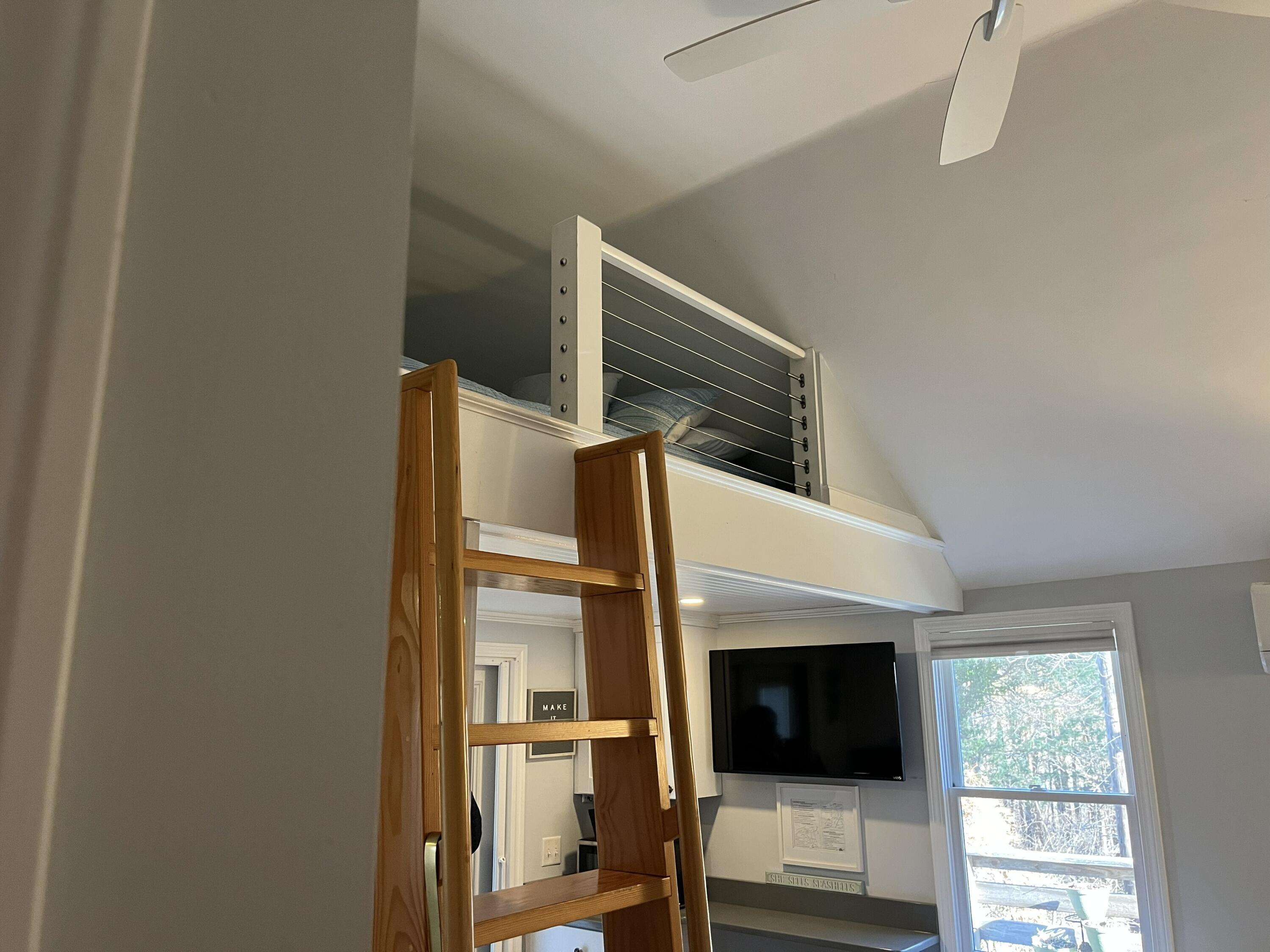 Image 4: 4