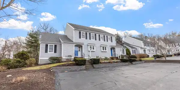 37 Carlson Lane UNIT 12