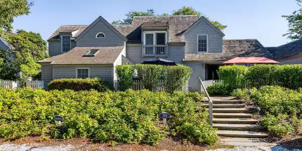 33 Landmark Avenue