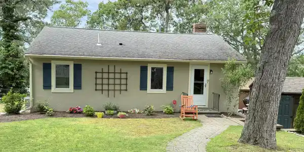 119A Lake Shore Drive