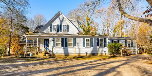 251 Woods Hole Road