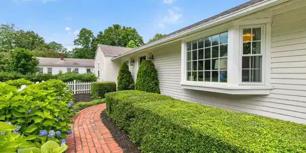 Image 2: Front Garden Brick Walkway