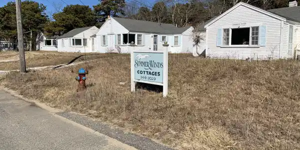 Image 4: view of cottages 1 thru 5