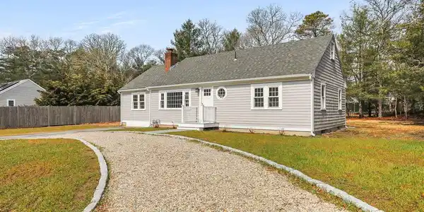 80 Mariner Circle