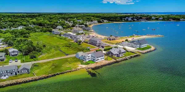 43 Shore Road