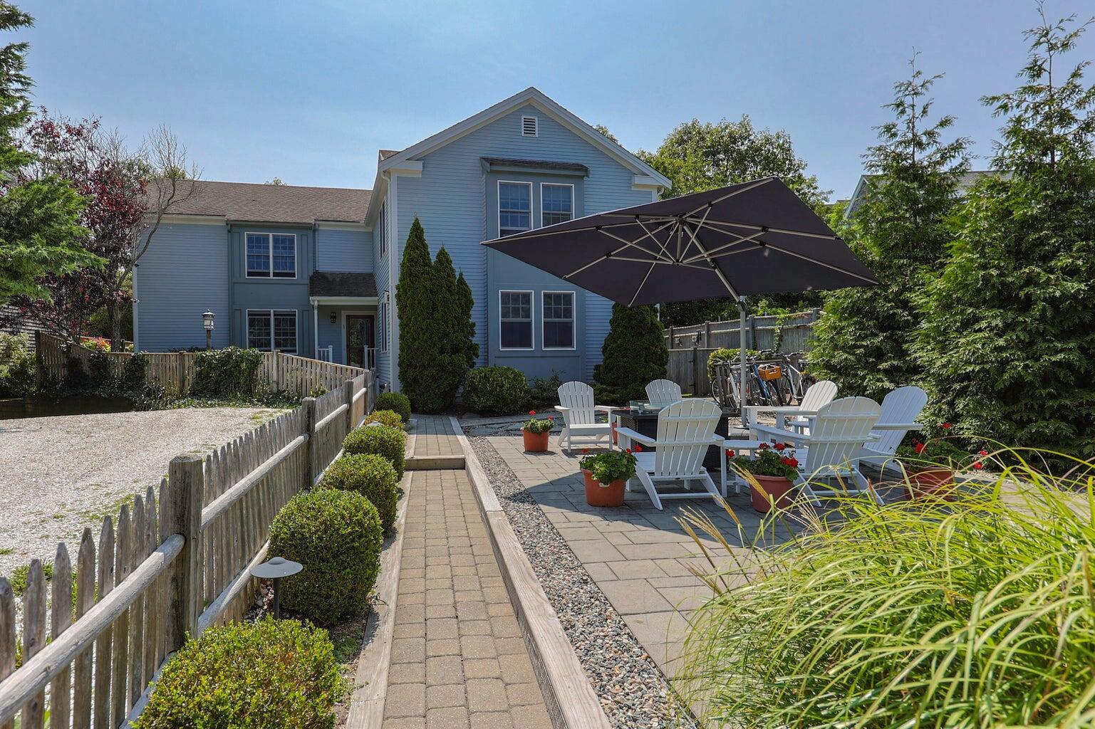 Image 1: 32 Alden Street - 1