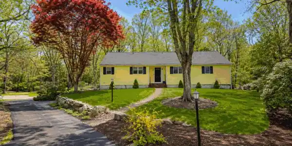 126 Ambleside Drive