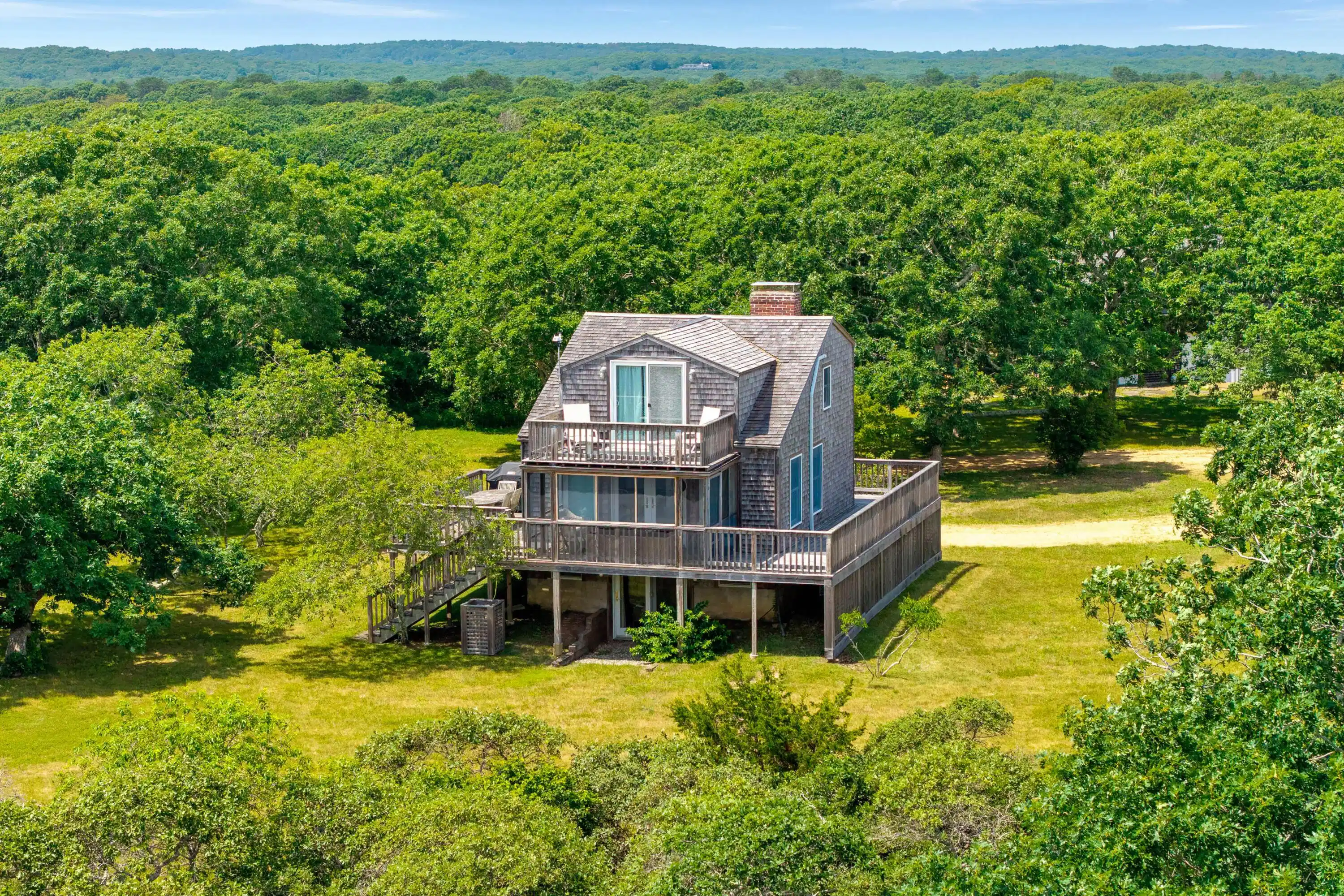 Image 1: Black Point Home w/Beach Lot
